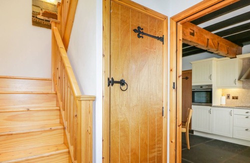 Hunspow Cottage | 1 THURDISTOFT FARM COTTAGE, pet friendly, with open fire in Thurso