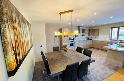 Elgin House | 1 Woodside