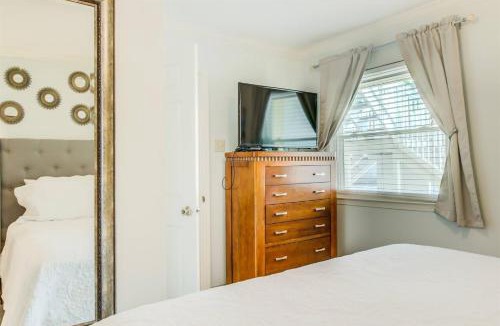 Miramar Beach House | 10 A, One Bedroom Condo