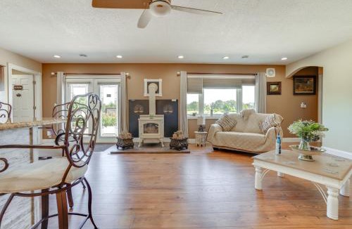 Webster Apartment | 10-Acre Plot Peaceful Getaway in Webster!