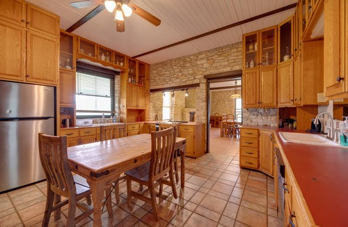 San Marcos House | 10-Acre San Marcos Vacation Rental ~ 6 Mi to TSU!