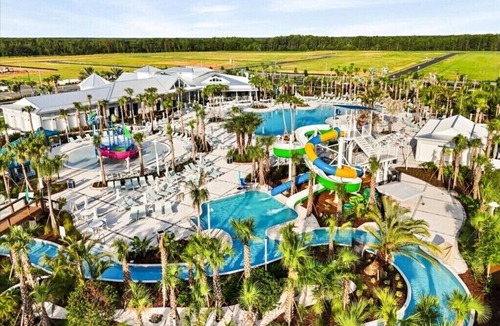 Clermont House | 10 BD/8 BA/Windsor Cay (15918 CK)