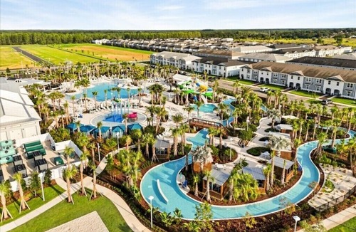 Clermont House | 10 BD/8 BA/Windsor Cay (15918 CK)