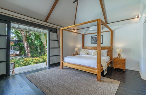 Petitenget Villa | 10 Bdr-Last Minute Deal 50%+ OFF! Seminyak