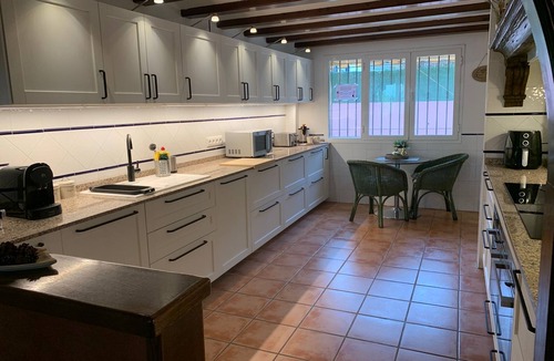 Hoya de los Patos Villa | 10 Bedroom 5* Luxury Villa . Heated Pool & 6 seater jacuzzi. 26 Guests max