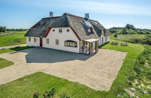 Vemb House | 10 bedroom accommodation in Vemb