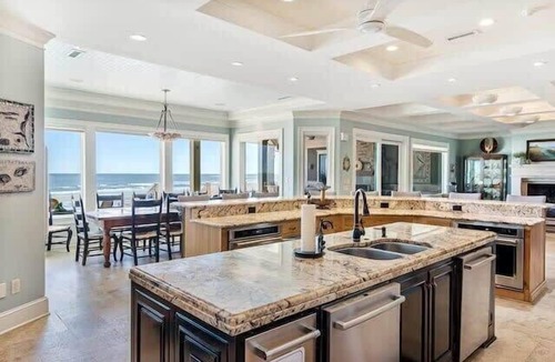 Isle of Palms House | 10 Bedroom Oceanfront Estate|Beachfront Pool