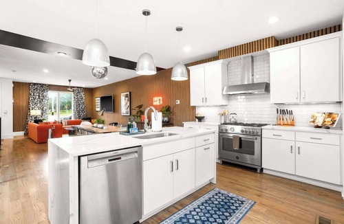 Eighth Avenue House | 10 Beds | Minutes to Broadway, Gulch & 12 South