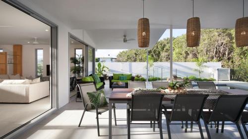 Yaroomba House | 10 Belle Mare Avenue