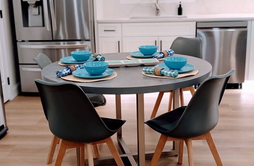 Mount Berry Apartment | 10 Burnett Ferry Rd