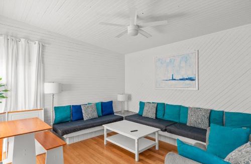 Ocean Bay Park House | 10 Cayuga