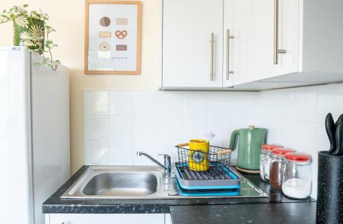 Shirley Apartment | #10 Cozy Solihull Studio Near NEC & BHX