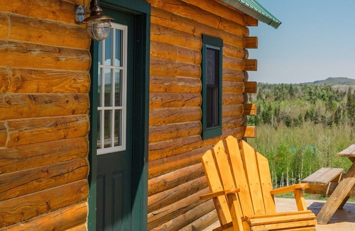 Columbia Falls House | #10 - Flagpole View Cabins - Deluxe Cabin