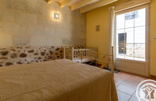 Saint-Martin-de-la-Place House | 105 m² House ∙ 3 bedrooms ∙ 5 guests