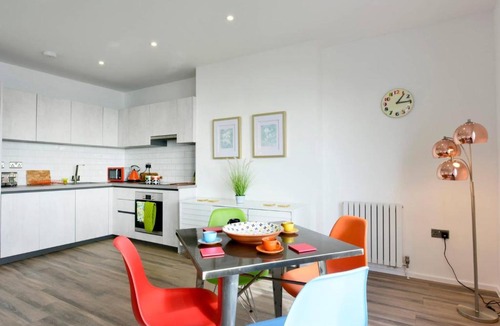 Hythe Apartment | 10 Marine Parade