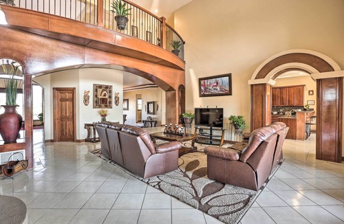 Hudson House | 10 Mi to Barr Lake State Park: Home w/Mtn Views