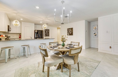 Dallas House | ~ 10 Mi to Dallas Hospitals: Stylish Home w/Yard!