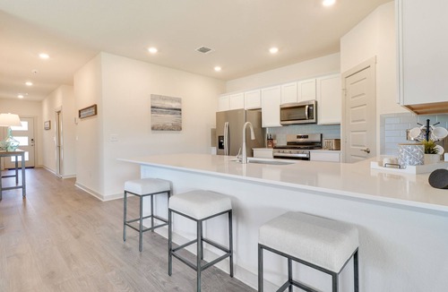 McNeil House | 10 Mi to Dtwn: Bright Austin Gem w/Pool Access