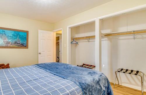 Indianapolis House | ~ 10 Mi to Dtwn: Indianapolis Home w/Game Room!