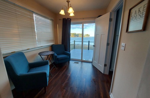 Lexington House | 10 Mile View on Lake Murray, SC, Putting Green, Hot Tub, Lake Edge Fire Pit