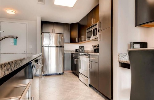 Aurora Highlands Apartment | 10 min drive to Capitol 2 BR | Business Center