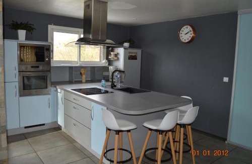 Saint-Cyr Villa | 10 min from Futuroscope, contemporary villa!