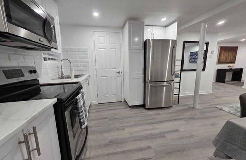 Tetreaultville Apartment | 10 min from Place Versailles. Superb 2-bedroom apartment