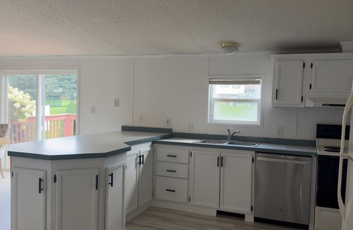 Pleasant Gap House | 10 min from the stadium , 3 bedroom, 2 bath.