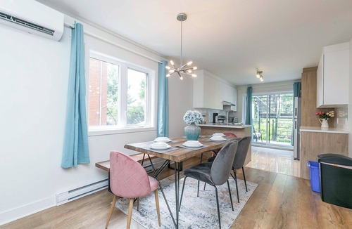 Longueuil House | 10-Min La Ronde Ride! Cozy Place, Free Parking!