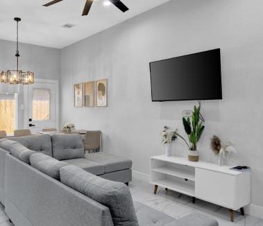 OST - South Union House | 10 Mins from NRG 3BR 3BA