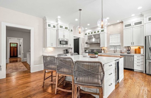 Midtown House | 10 Mins to Mercedes-Benz Stadium | Dog Friendly