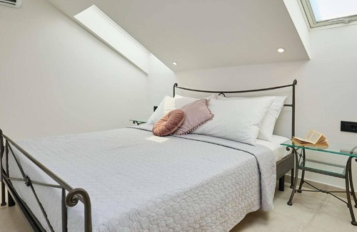 Pile Villa | 10 mins walk to Dubrovnik Old Town, mountain views