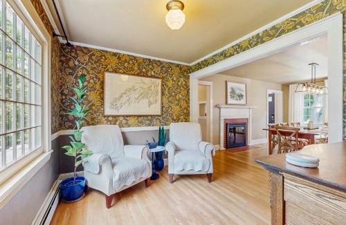 Cumberland Foreside House | 10-Minute Walk to the Beach