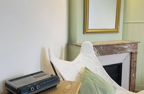 Poincare - Foch - Anatole France - Croix de Bourgogne Apartment | 10-minute walk from the spa and train station, comfortable apartment.