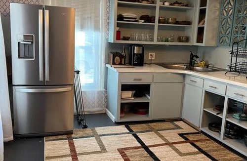 Downtown Niagara Falls House | 10 minute Walk to Niagara Falls - Sweet Cottage