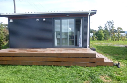 Eketahuna Cabin | 10 Minutes From Mount Bruce