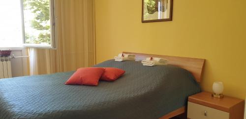 Mukinje Apartment | 10 minutes walk to the lakes