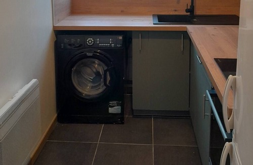 Gonesse Apartment | 10 mn to CDG Airport ! Family-sized flat .