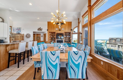 Carova Beach House | 10% off 6-21 wk + 2 late Aug wks! 4WD needed, private pool & great ocean views!