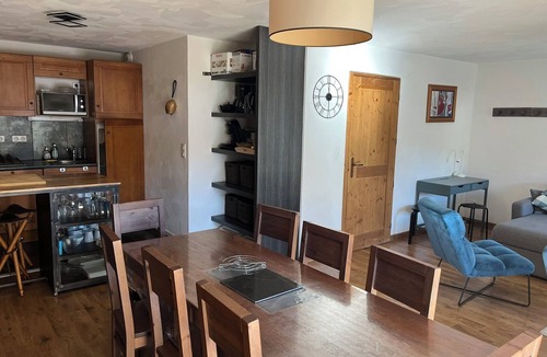 Saint-Lary-Soulan Apartment | 10 people - 2 bathrooms - Swimming pools - Terrace - Close to all amenities