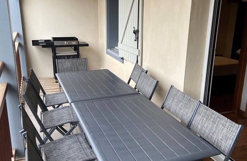 Saint-Lary-Soulan Apartment | 10 people - 2 bathrooms - Swimming pools - Terrace - Close to all amenities