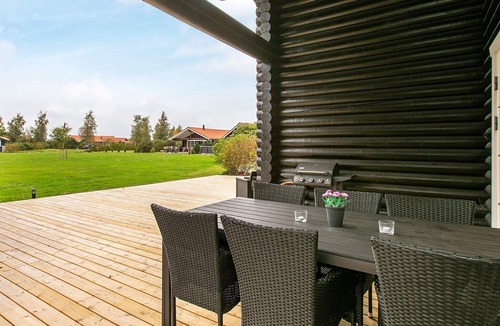 Marielyst House | 10 person holiday home in Væggerløse