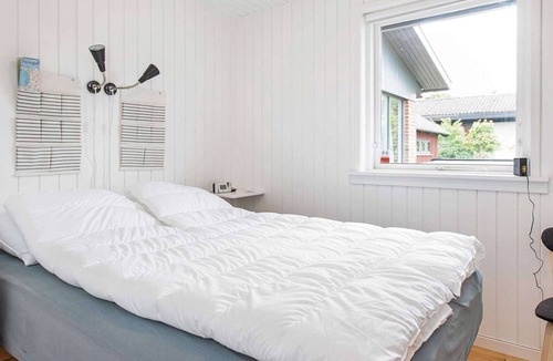 Ordrup House | 10 person holiday home in Fårevejle