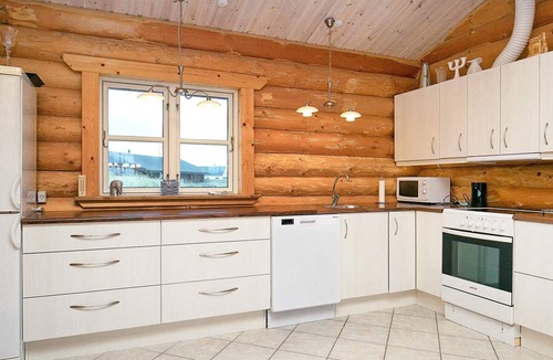 Lild Strand House | 10 person holiday home in Frøstrup