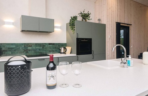 Fjellerup House | 10 person holiday home in Glesborg-By Traum