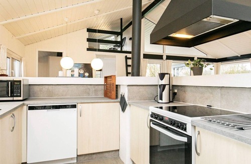 Lonstrup House | 10 person holiday home in Hjørring