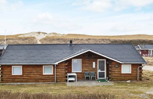 Vrist Strand House | 10 person holiday home in Harboøre