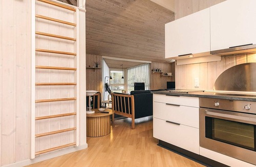 Grønhøj House | 10 person holiday home in Løkken-By Traum