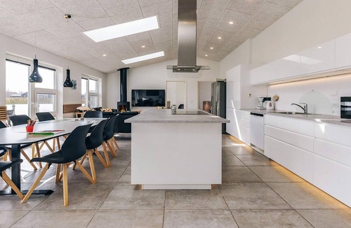 Grønhøj House | 10 person holiday home in Løkken