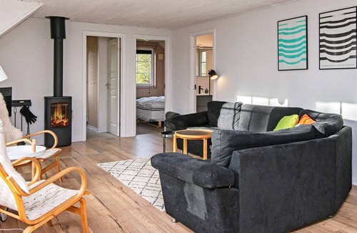 Jegum House | 10 person holiday home in Oksbøl